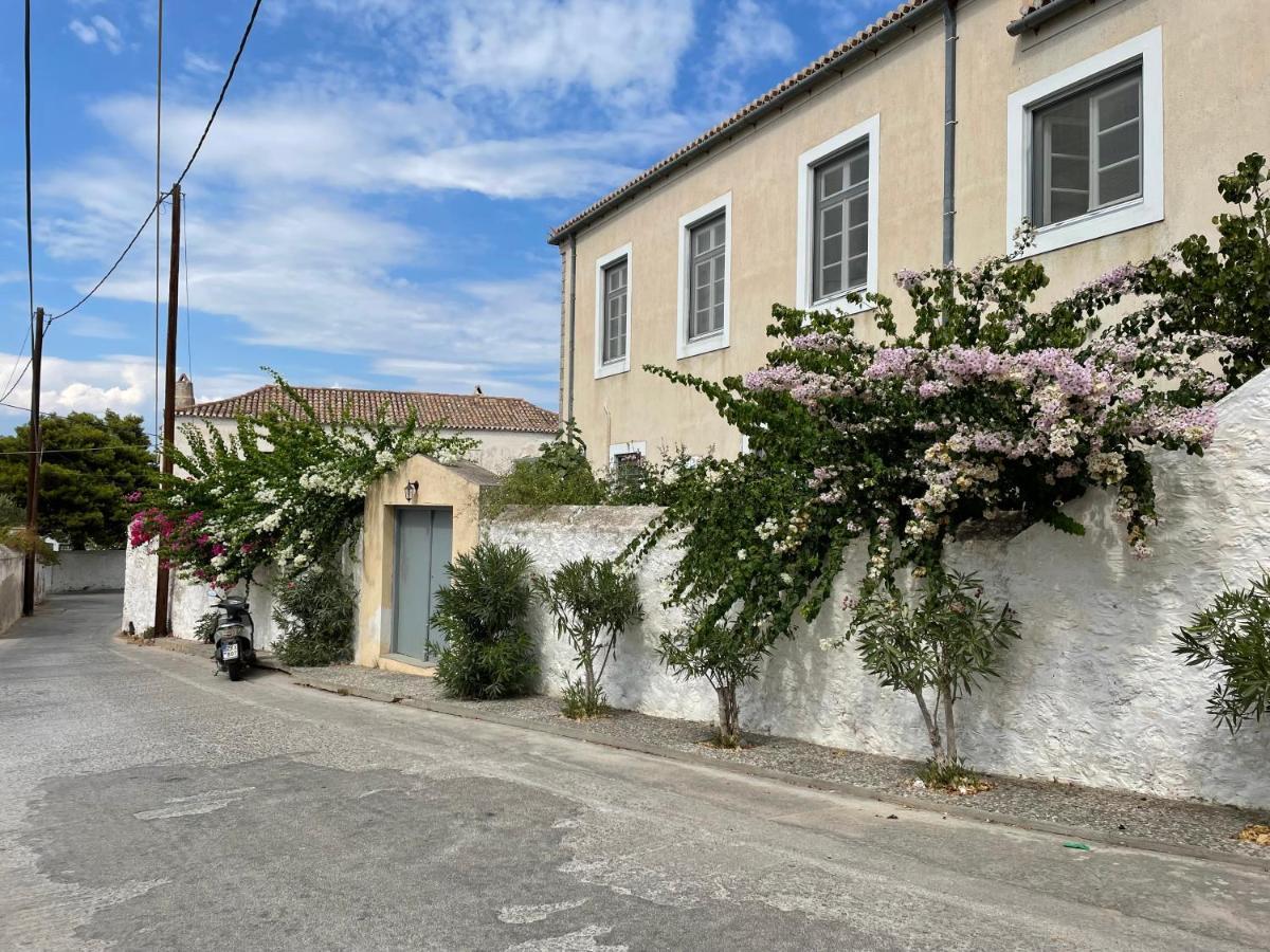Villa 1853, Spetses Ground Floor Eksteriør bilde